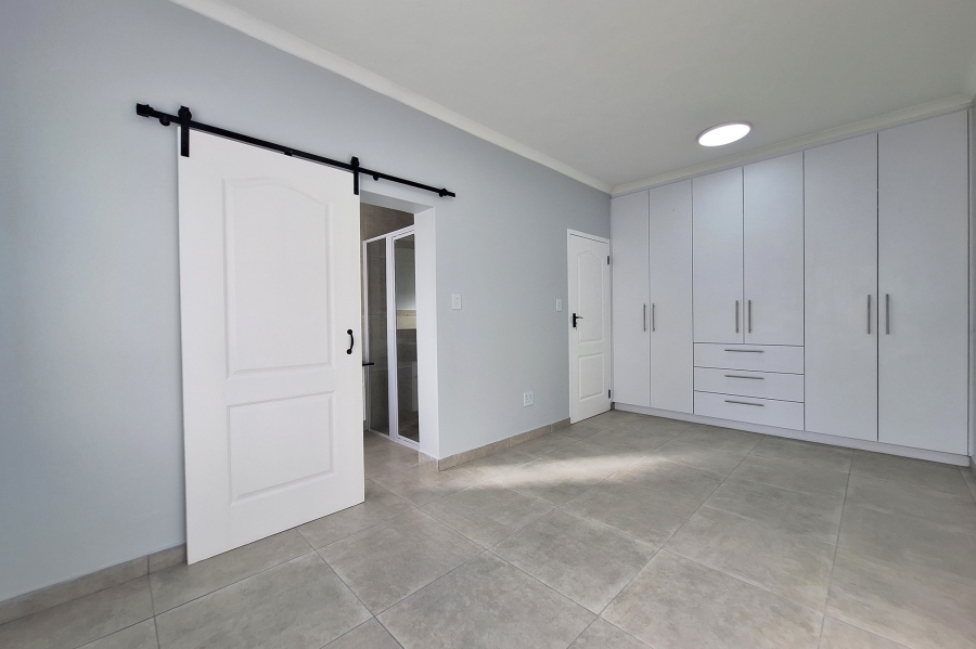 4 Bedroom Property for Sale in Da Gama Bay Western Cape
